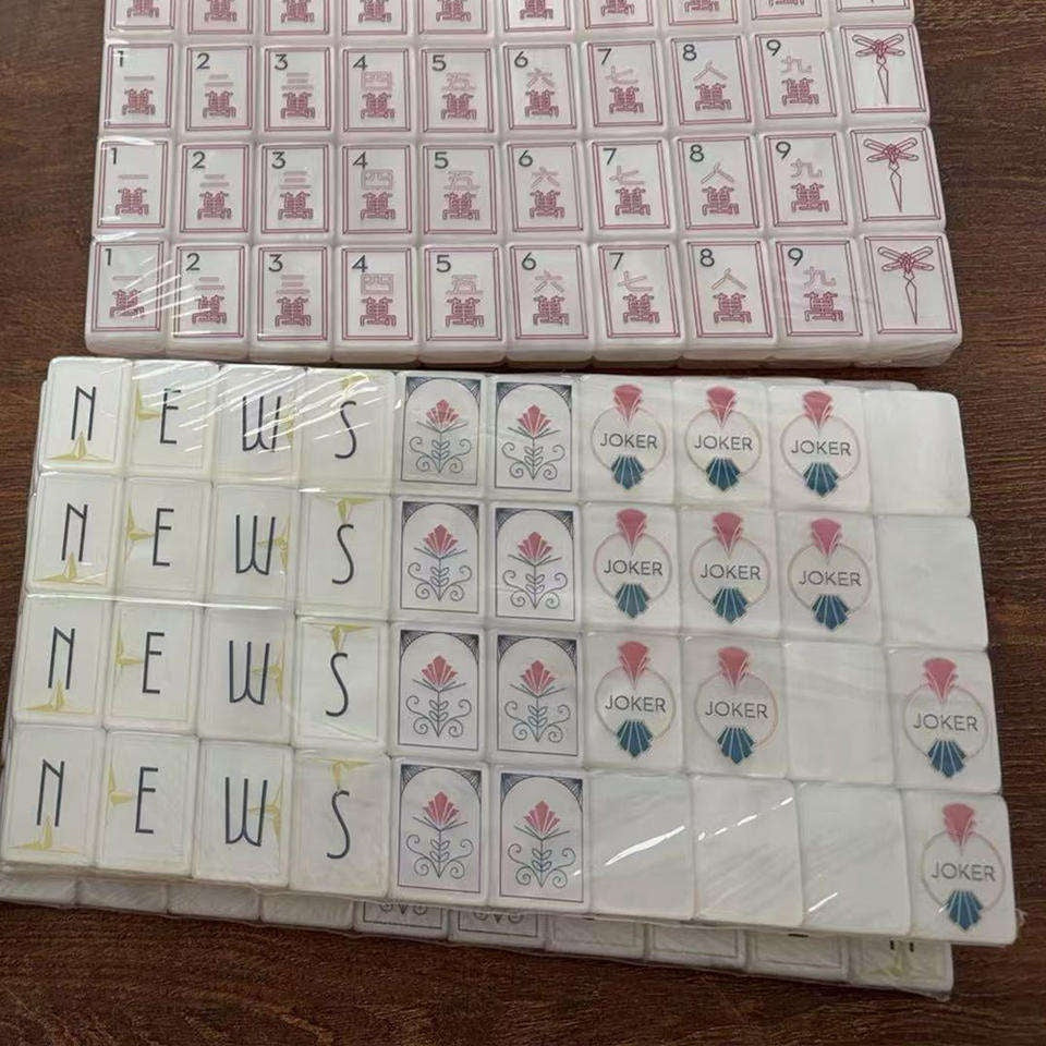 Us Stock Free Shipping Luxury White Pearl Pearlescent Mahjong Set Mother Of Pearl Shine Acrylic American Mahjong Tiles 160 Pcs