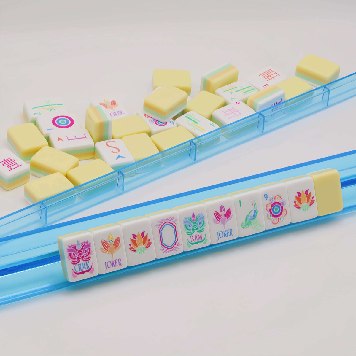 Us Stock Free Shipping Modern Light Yellow Custom Portable Travel Mahjong Set 160 Engraved Luxury Tiles Acrylic Tiles